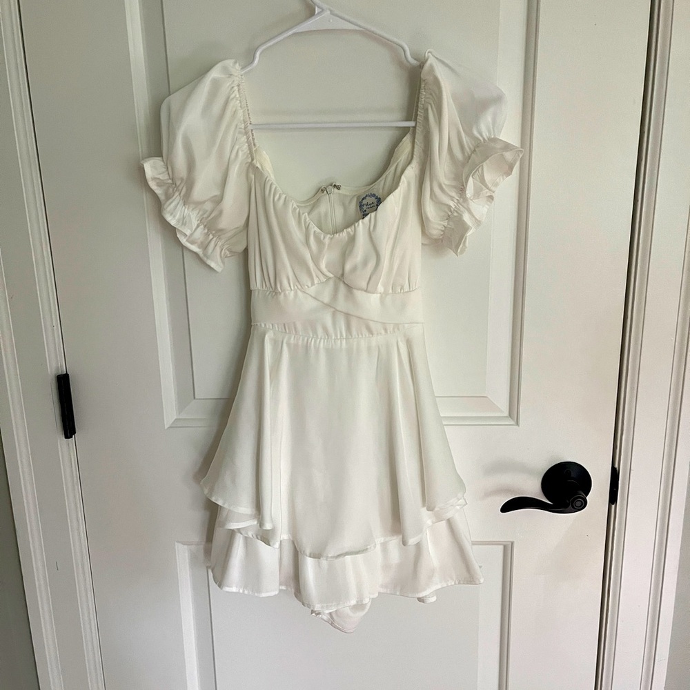 francesca’s white short sleeve romper